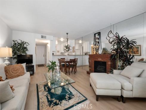 306 Tangelo 342 , Irvine, CA