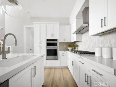 105 Moody , Irvine, CA