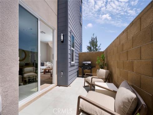 105 Moody , Irvine, CA