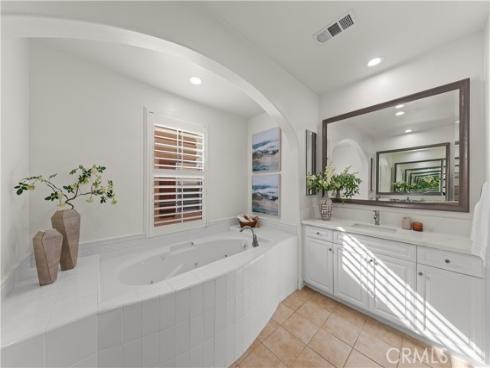 2 Conifer , Irvine, CA