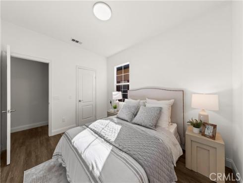 2 Conifer , Irvine, CA
