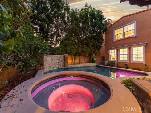 2 Conifer , Irvine, CA