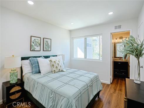8 Fuchsia , Irvine, CA