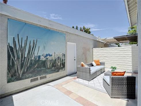 8 Fuchsia , Irvine, CA