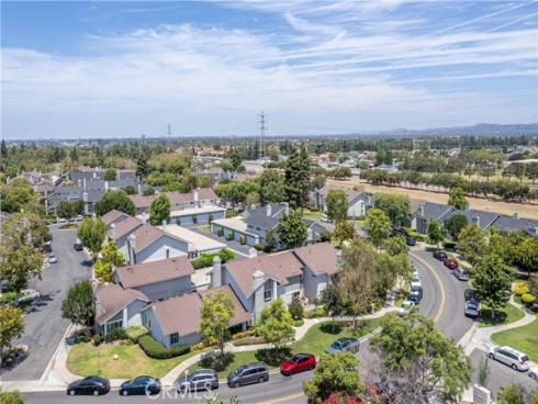 8  Fuchsia  , Irvine, CA