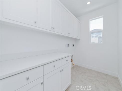 204 Yerba , Irvine, CA