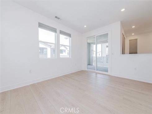 204 Yerba , Irvine, CA