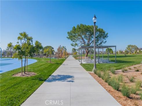 204 Yerba , Irvine, CA