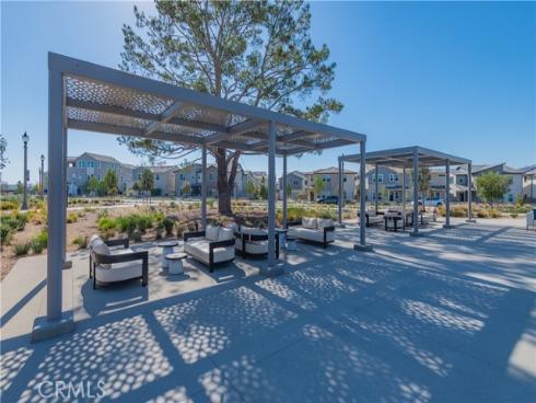 204 Yerba , Irvine, CA