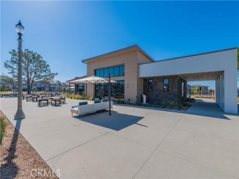 204 Yerba , Irvine, CA