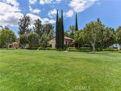 22 Maywood , Irvine, CA