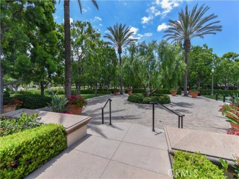 22 Maywood , Irvine, CA