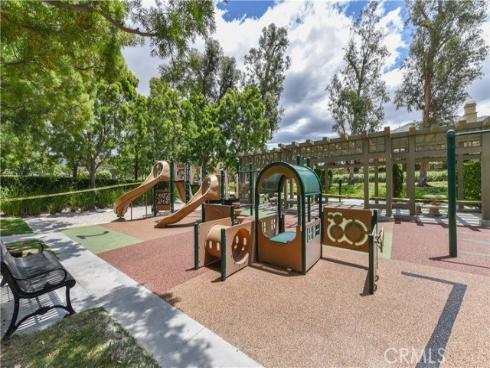 22 Maywood , Irvine, CA
