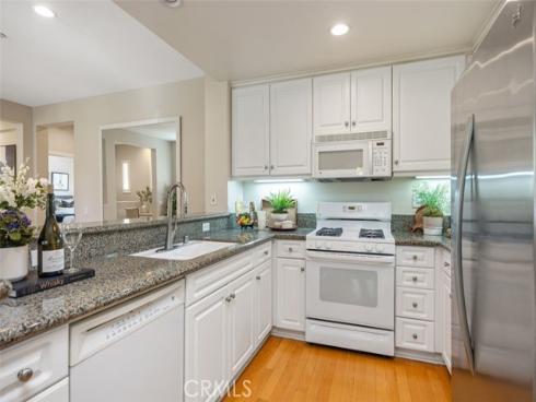 33 Flowerbud , Irvine, CA