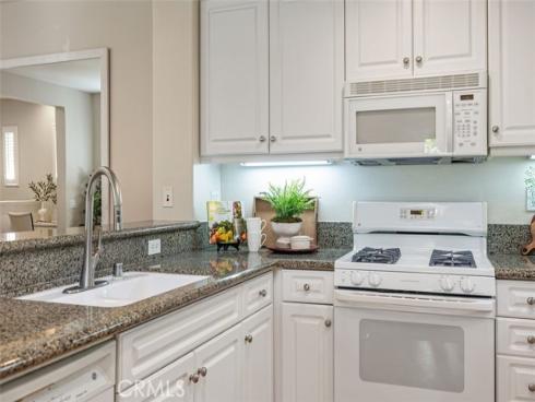 33 Flowerbud , Irvine, CA