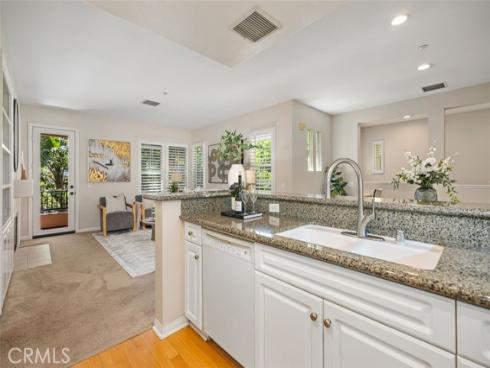 33 Flowerbud , Irvine, CA