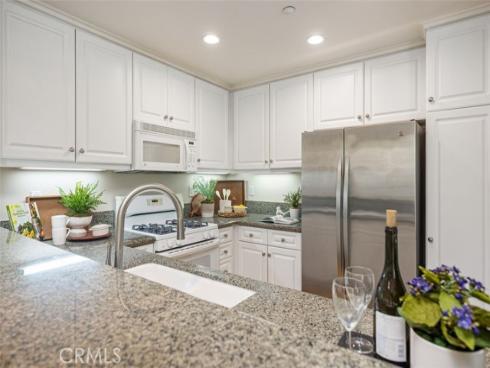 33 Flowerbud , Irvine, CA
