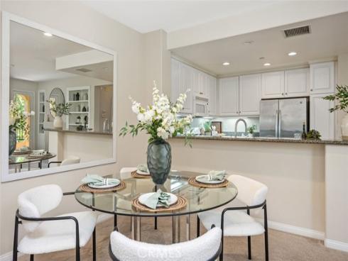 33 Flowerbud , Irvine, CA