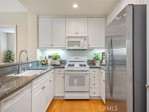 33 Flowerbud , Irvine, CA