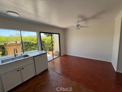 31 Meadowgrass , Irvine, CA