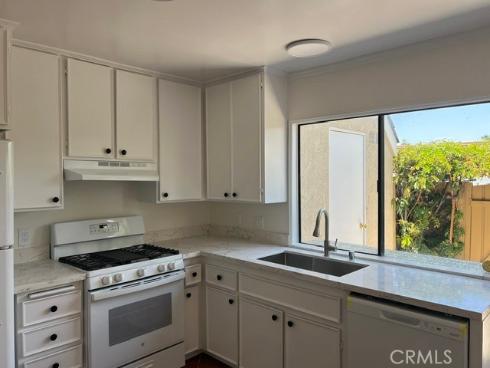 31 Meadowgrass , Irvine, CA