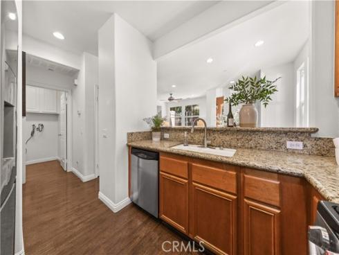40 Trailing Vine , Irvine, CA