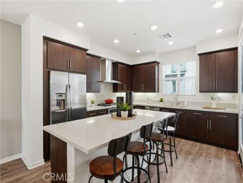 250 Cultivate , Irvine, CA