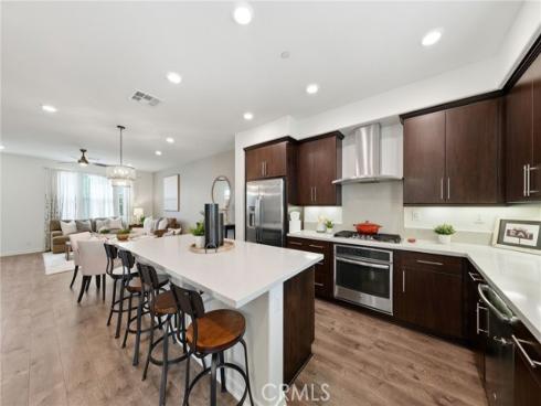 250 Cultivate , Irvine, CA