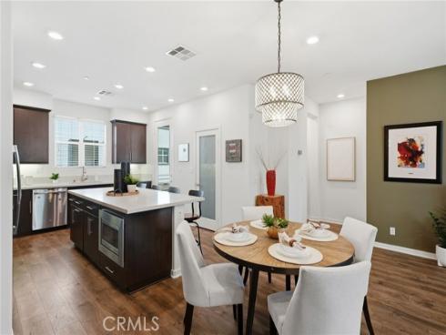 250 Cultivate , Irvine, CA