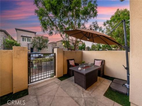 250 Cultivate , Irvine, CA