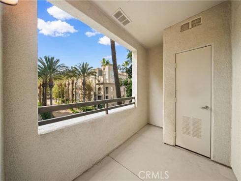 2322 Scholarship , Irvine, CA