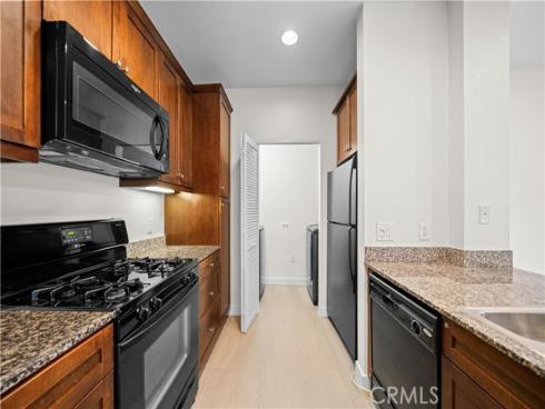 2322 Scholarship , Irvine, CA