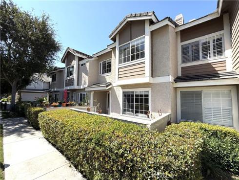 56 Christamon , Irvine, CA