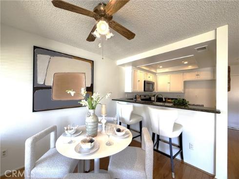 56 Christamon , Irvine, CA