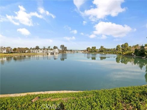11 Halfmoon , Irvine, CA