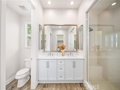 220 Follyhatch , Irvine, CA