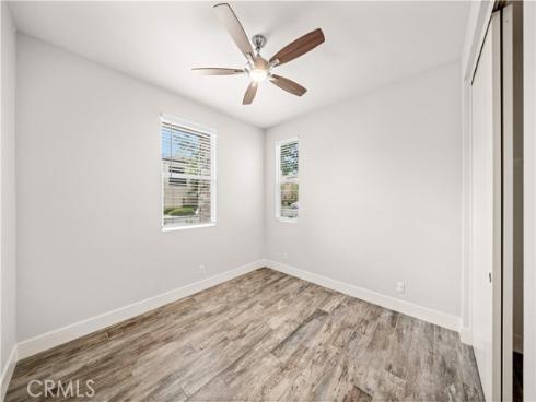 220 Follyhatch , Irvine, CA