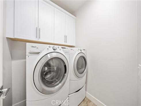 220 Follyhatch , Irvine, CA