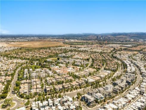 220 Follyhatch , Irvine, CA