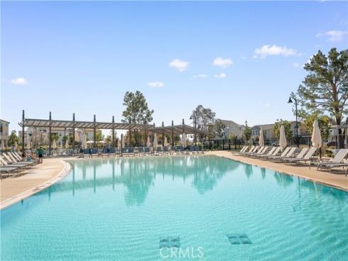 220 Follyhatch , Irvine, CA