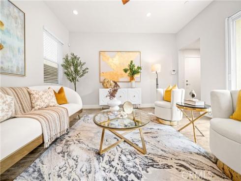 220 Follyhatch , Irvine, CA