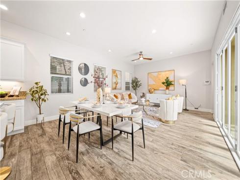 220 Follyhatch , Irvine, CA
