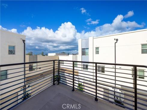 222  Harringay  , Irvine, CA