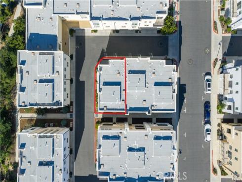 222  Harringay  , Irvine, CA