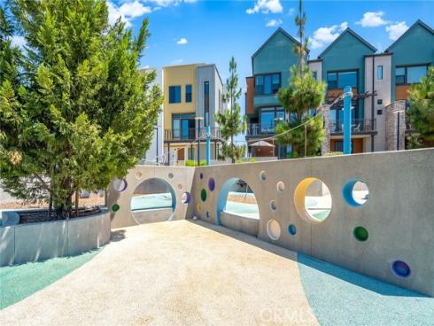 112 Sentosa , Irvine, CA