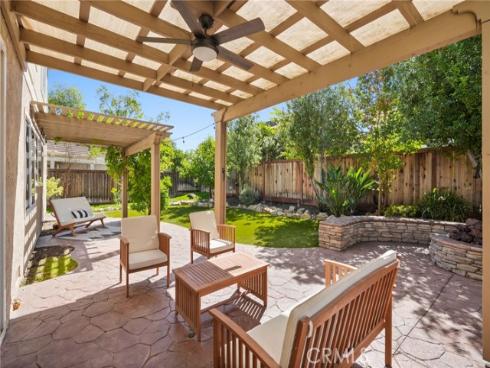 17  Deerwood  , Irvine, CA