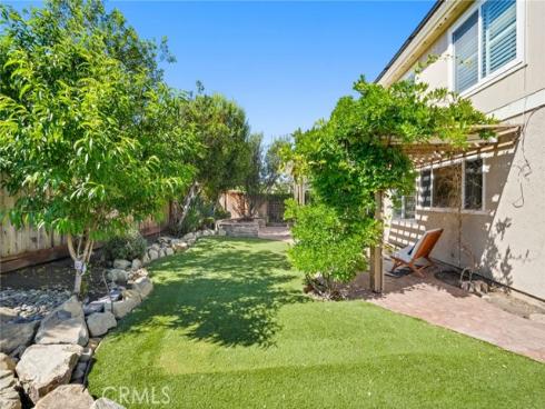 17  Deerwood  , Irvine, CA