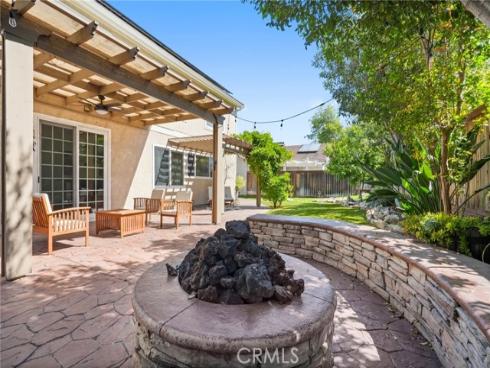 17  Deerwood  , Irvine, CA