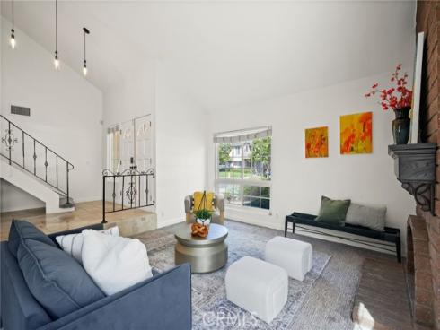 17  Deerwood  , Irvine, CA