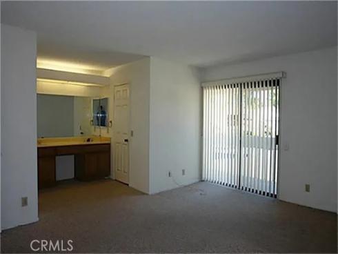 15  Mecklenberg  , Irvine, CA